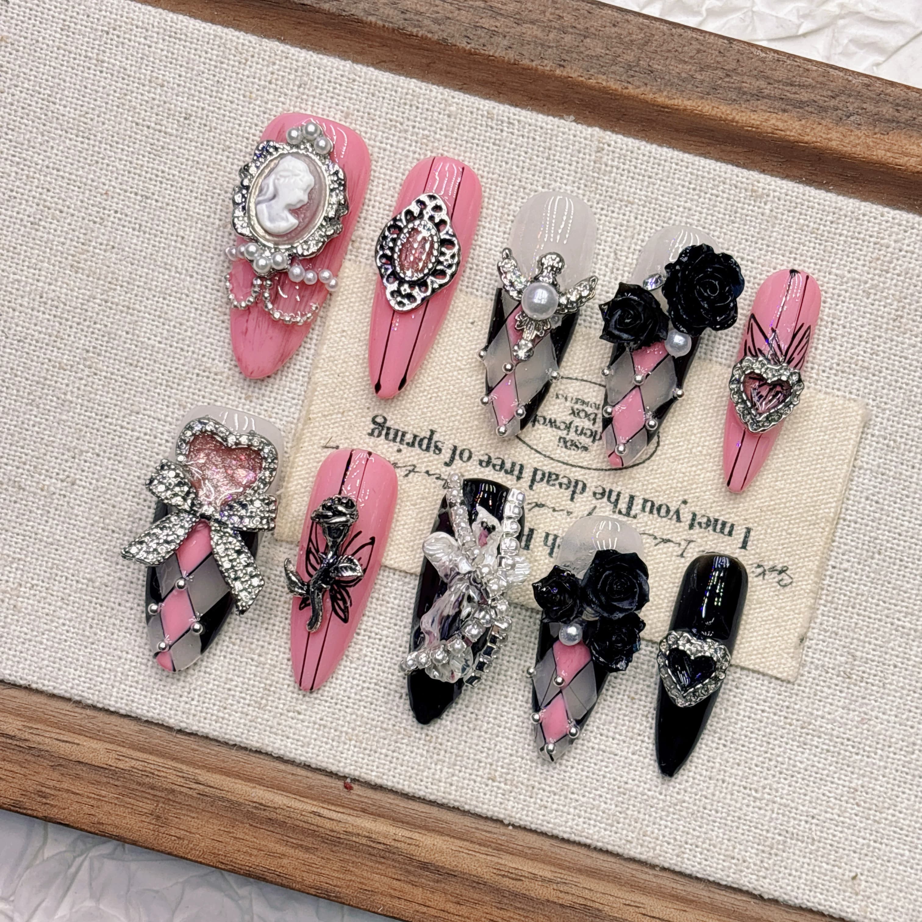 DXC-SPU-173390036171940626 Press-On Nails